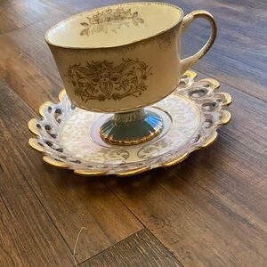 Elegant Iridescent Plate with Gold Details